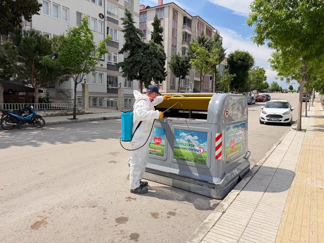 ÇORUM BELEDİYESİ VEKTÖREL MÜCADELEYİ ARALIKSIZ SÜRDÜRÜYOR